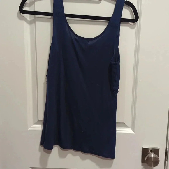 The Limited blue navy pleated tank - Picture 3 of 4